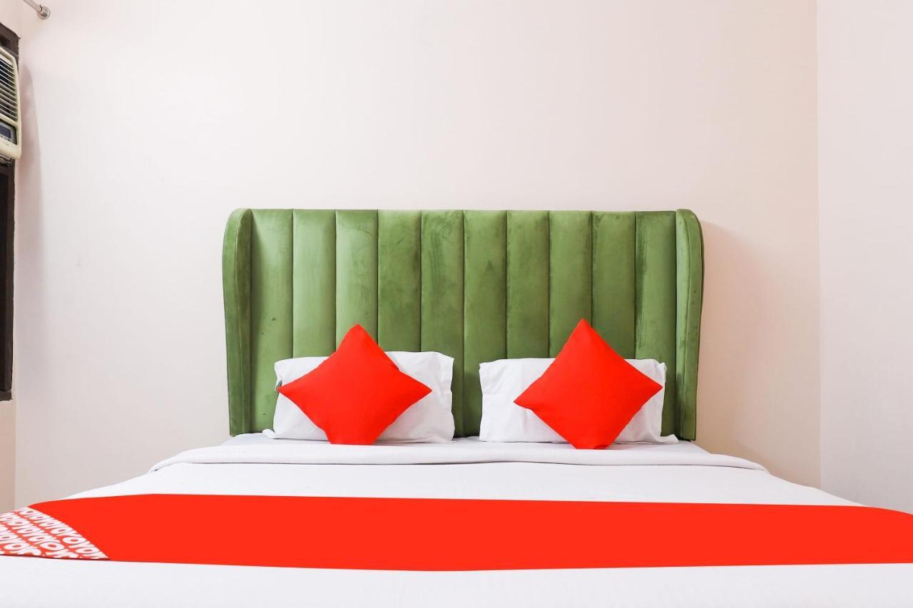 Oyo 77819 Shahdara Inn Yeni Delhi Dış mekan fotoğraf